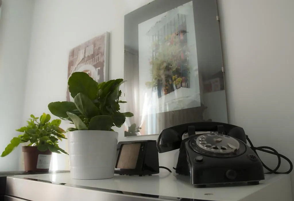 Sunnylivings Hotel Seville Guest house